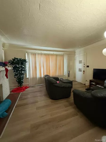 14011 Ohio Street, Detroit, MI 48238