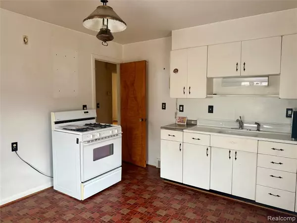 Dearborn, MI 48126,15180 Colson Street