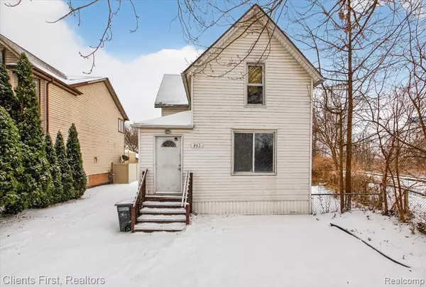 843 Orange Street, Wyandotte, MI 48192