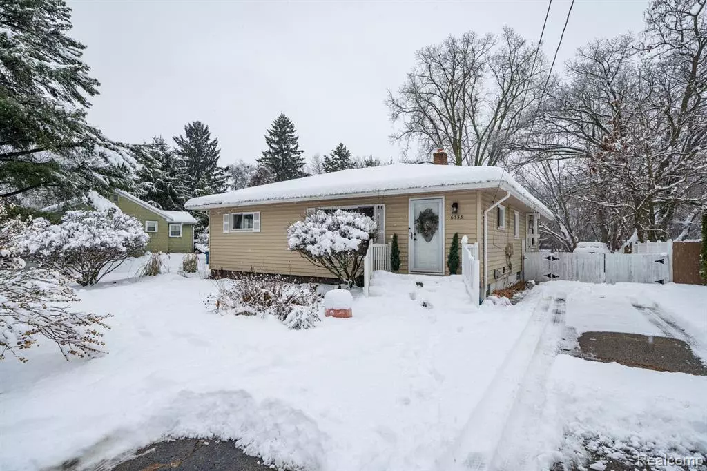 Waterford, MI 48327,6333 Harriet Drive