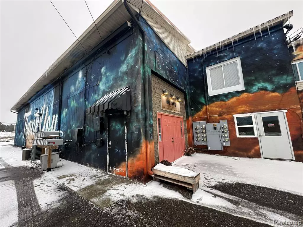 Swartz Creek, MI 48473,8048 Miller Rd