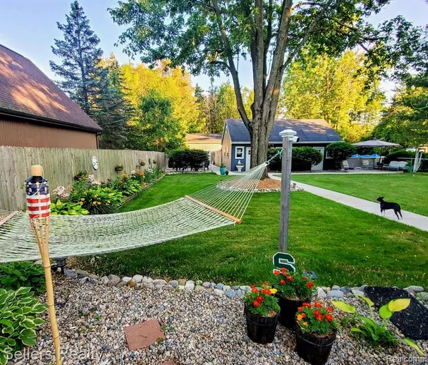 Swartz Creek, MI 48473,7181 Bristol Road