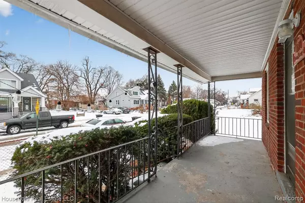 Detroit, MI 48221,16701 Tuller Street