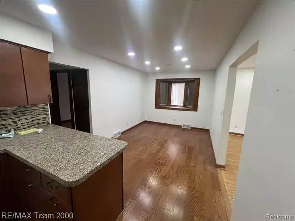 Dearborn, MI 48124,2218 Geneva Street