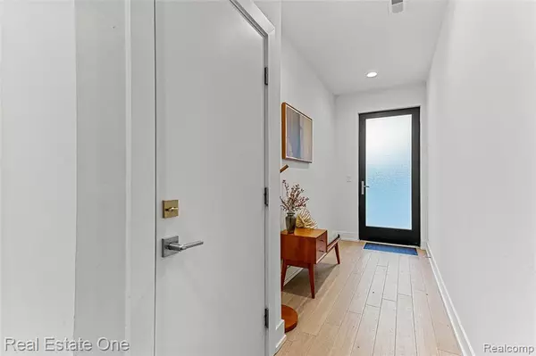 Detroit, MI,2837 BRUSH