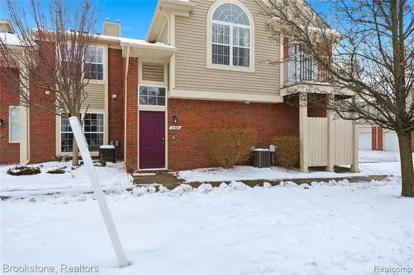 Clinton Twp, MI 48038,15308 Yale Drive