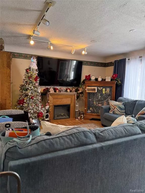 Mount Morris, MI 48458,766 Louisa Street