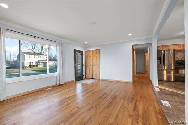 Brownstown, MI 48183,27228 Weddel Avenue