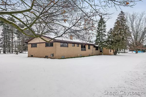 Sparta, MI 49345,82 10 Mile NW Road