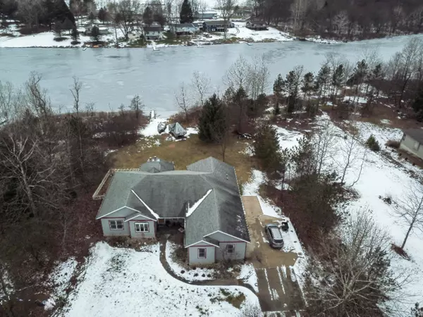 Dowagiac, MI 49047,29257 Misty Pines