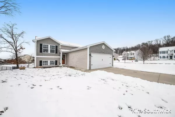 Lowell, MI 49331,1627 Hamlet SE Drive