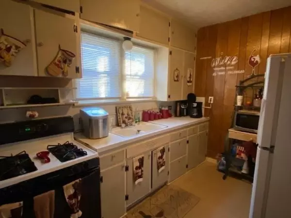 Muskegon Heights, MI 49444,3201 Peck Street