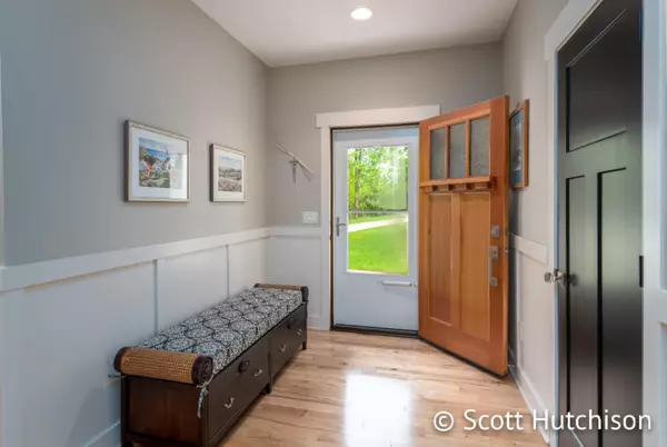 Rockford, MI 49341,3915 12 Mile NE Road