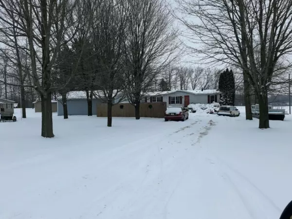 Dowagiac, MI 49047,60123 Dailey Road