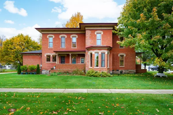 158 S Grand Street, Schoolcraft, MI 49087