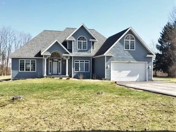 5413 Woodland Trail, Coloma, MI 49038