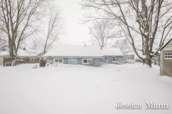 3132 S Slocum Road, Ravenna, MI 49451