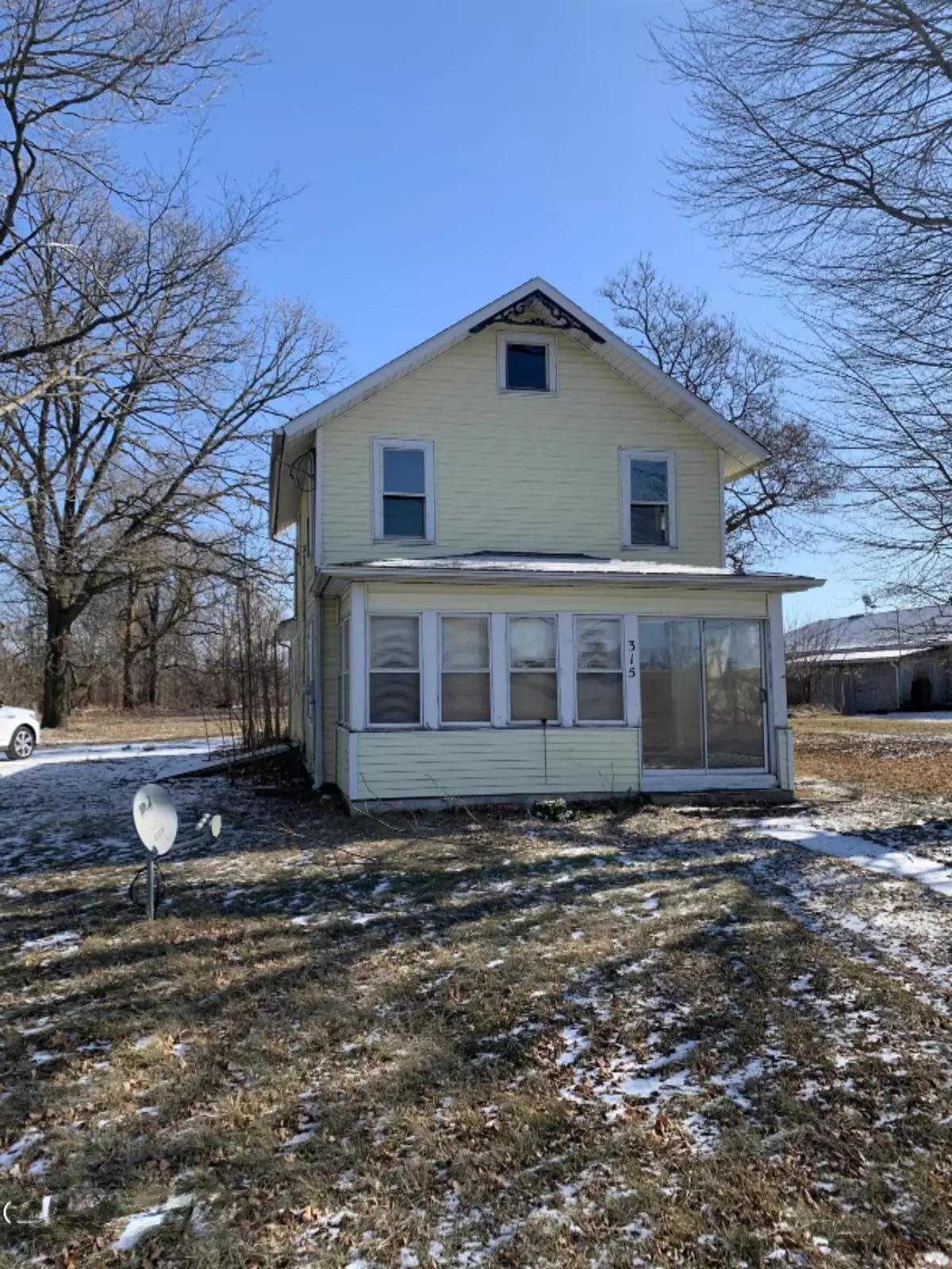 Jonesville, MI 49250,315 Reading Avenue