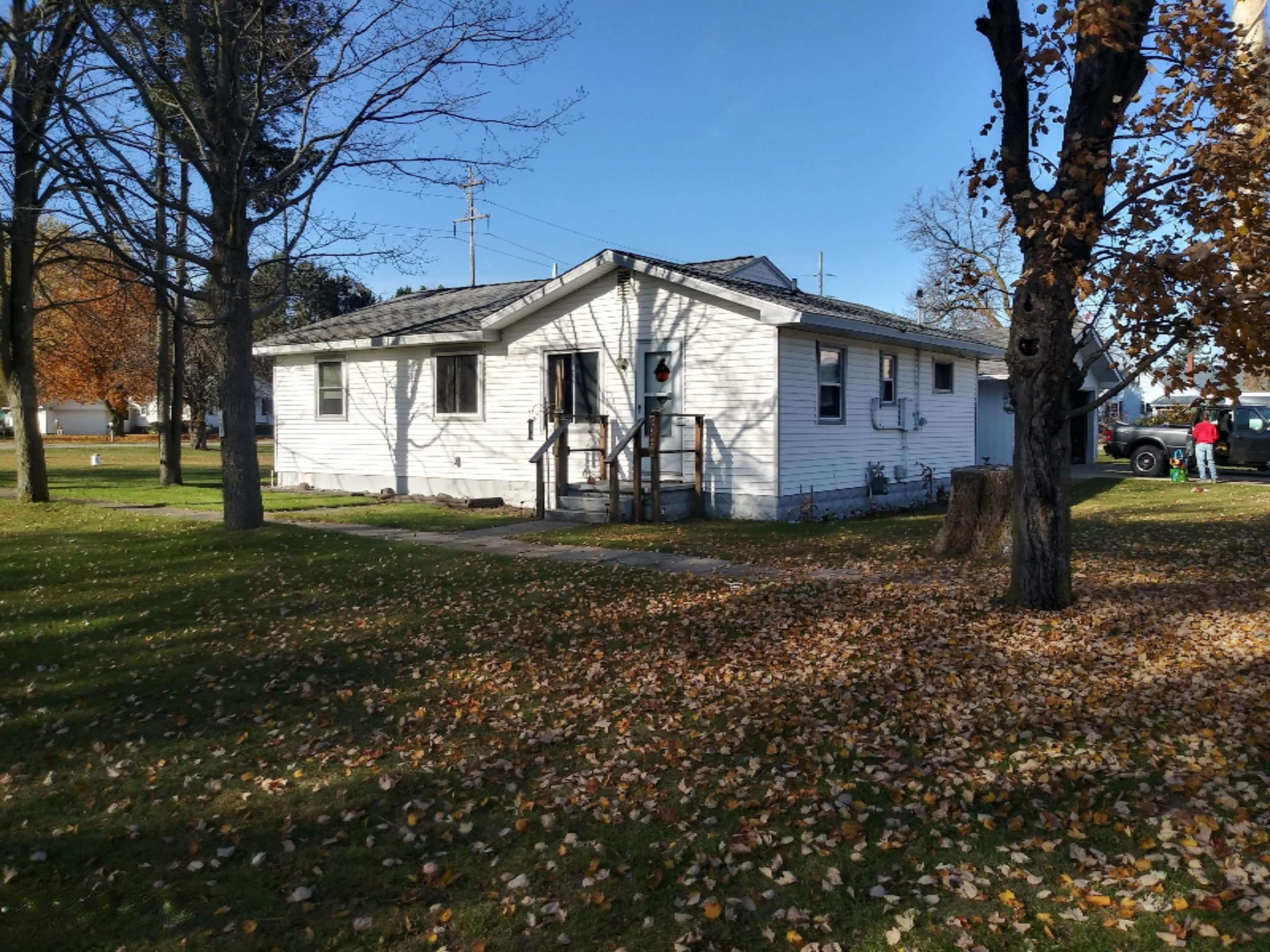 692 Filer Avenue,  Filer City,  MI 49634