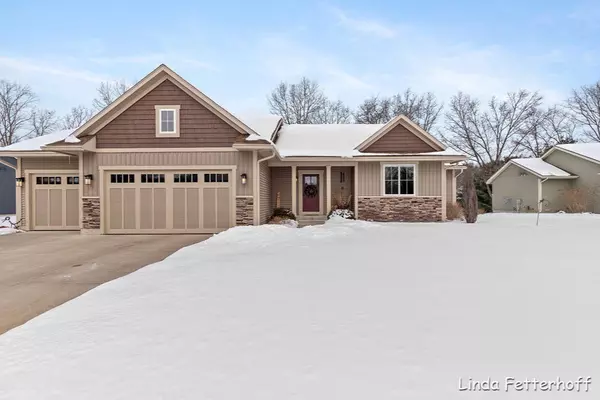 13343 Forest River SE Drive, Lowell, MI 49331