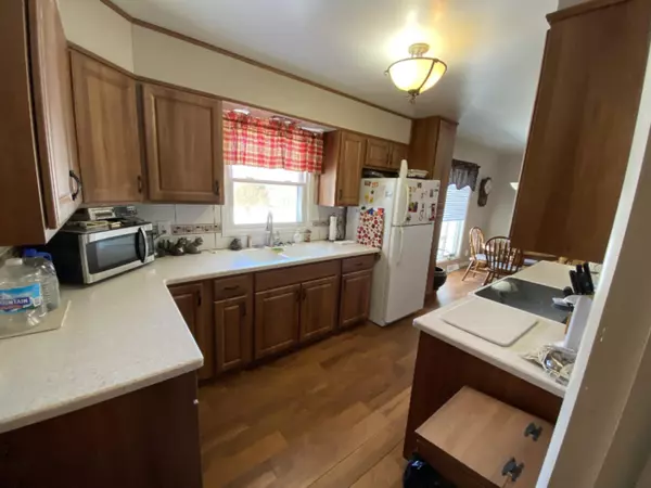 Jonesville, MI 49250,687 Langs Drive
