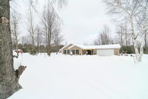 Arcadia, MI 49613,14143 Erdman Road