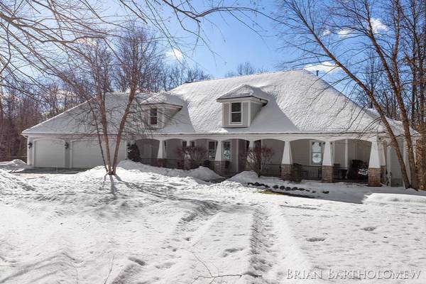 7125 tramore NE Court, Belmont, MI 49306