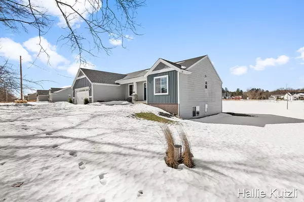 Cedar Springs, MI 49319,14135 Olin Lakes Drive