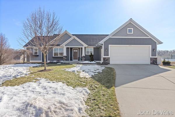 4614 Caspian Drive, Hudsonville, MI 49426