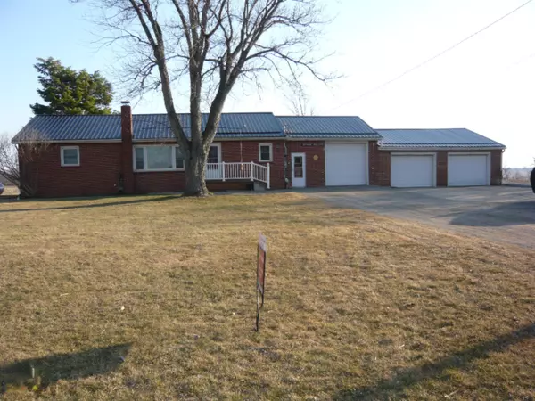 6491 S County Line Road, Litchfield, MI 49252