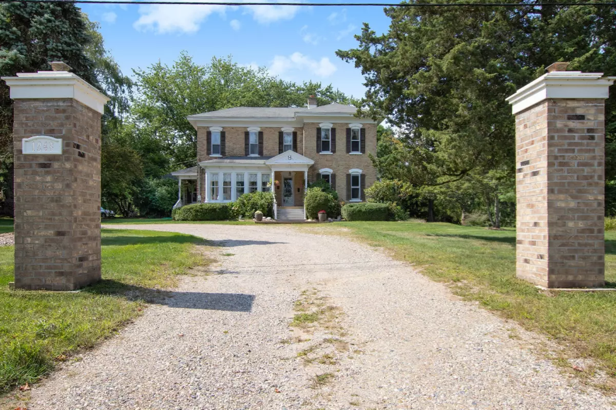 South Haven, MI 49090,1248 Blue Star Highway