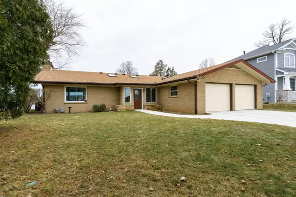 8422 Greenfield Shores, Scotts, MI 49088
