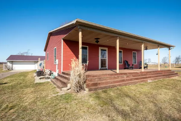 Cassopolis, MI 49031,59982 Oak Grove Road