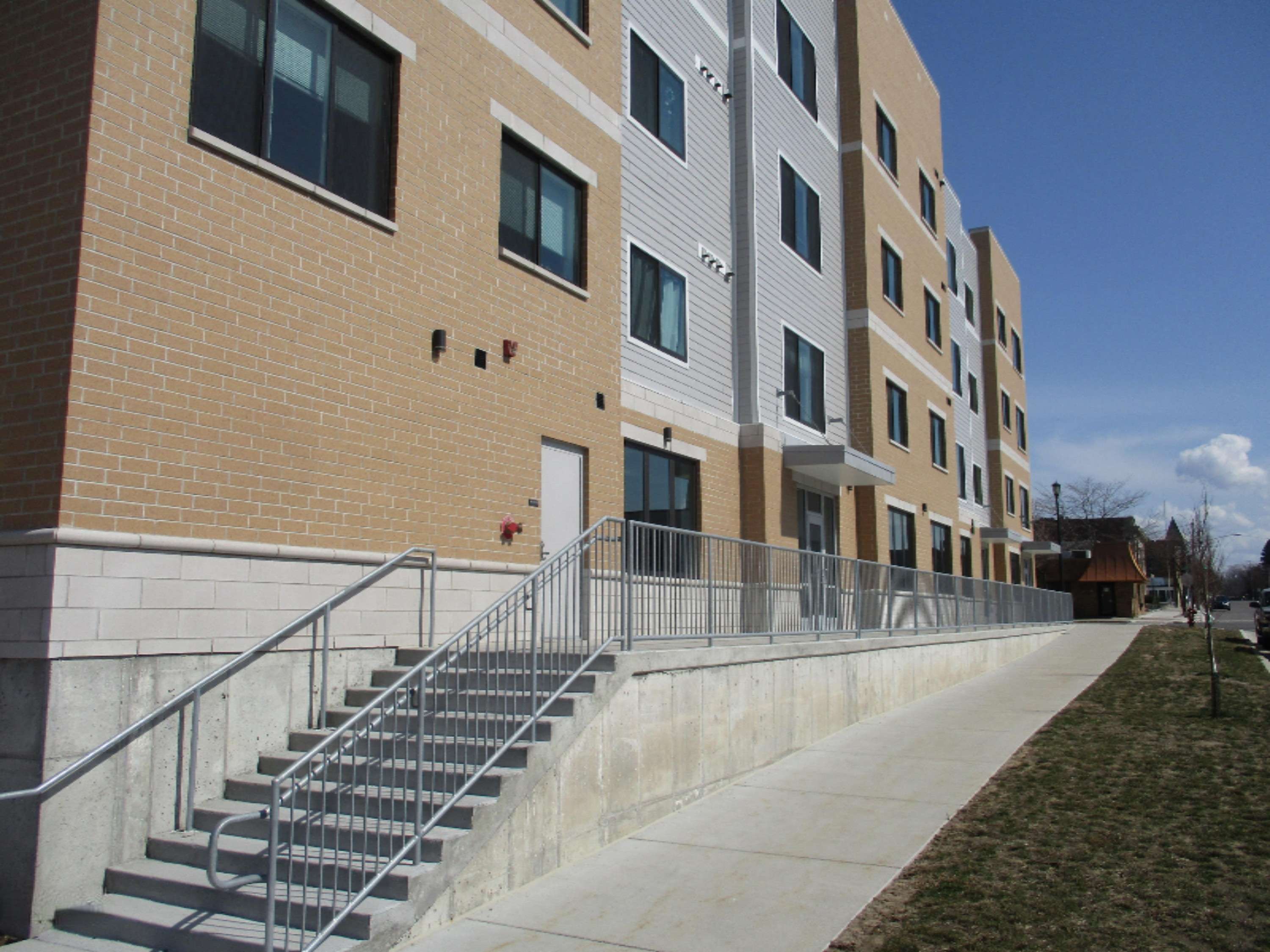Ludington, MI 49431,200 W Loomis Street #Units 31, 32, & 33