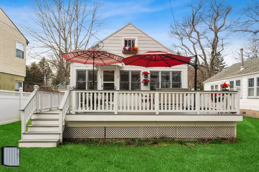 15552 Victor Road #2, Union Pier, MI 49129