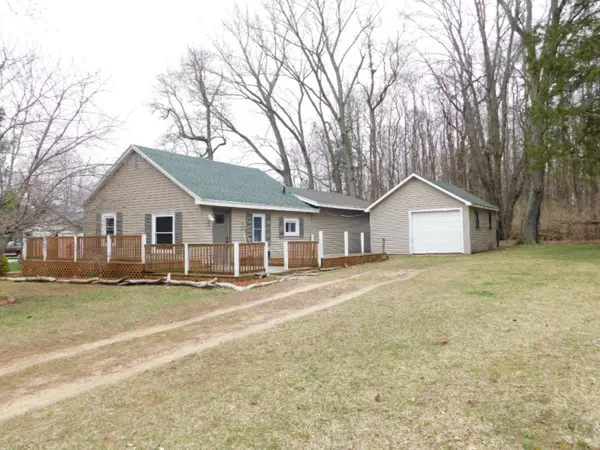 Coloma, MI 49038,4575 Wil O Paw Drive