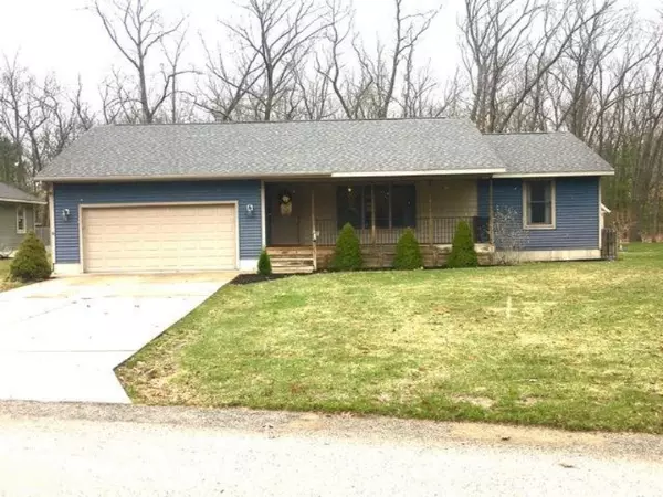 2458 Hickorynut Trail, Muskegon, MI 49442