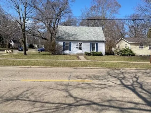 597 Creston Street, Muskegon, MI 49442