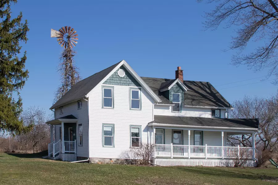 11022 F S Drive, Ceresco, MI 49033