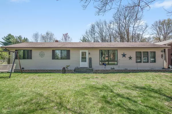 16830 E C Avenue, Augusta, MI 49012