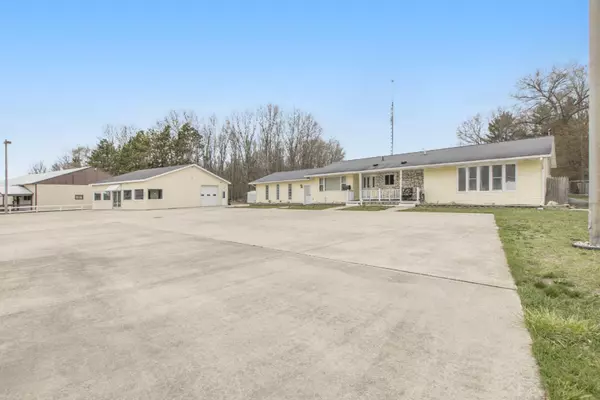 2679 Holton Road, Muskegon, MI 49445