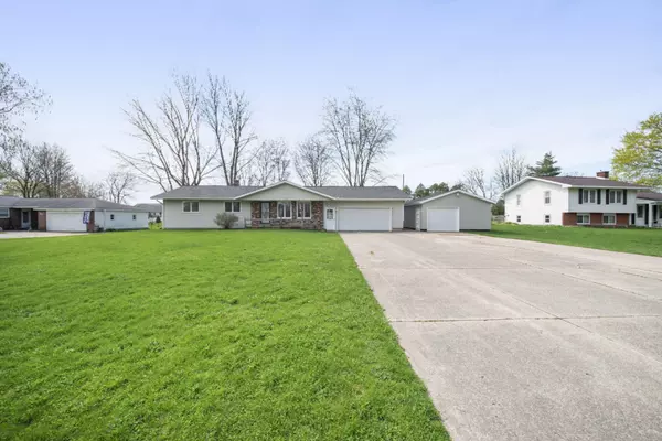 Coopersville, MI 49404,60 Henry Street