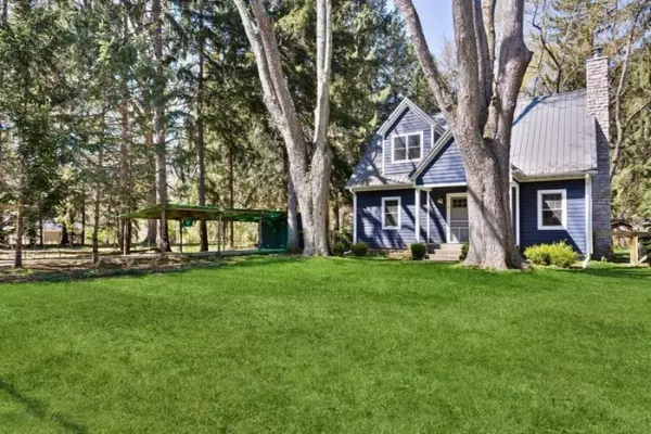 Sawyer, MI 49125,12696 Tower Hill Road