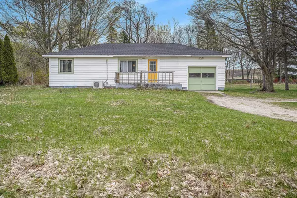 7232 N 126th Avenue, Hart, MI 49420