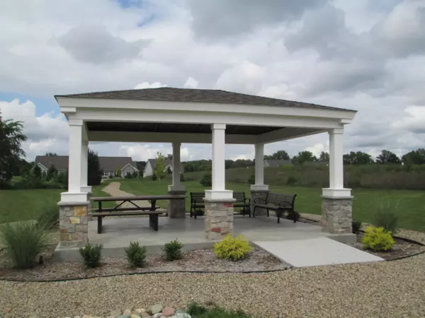 Kalamazoo, MI 49009,2563 Piers End Lane Lane