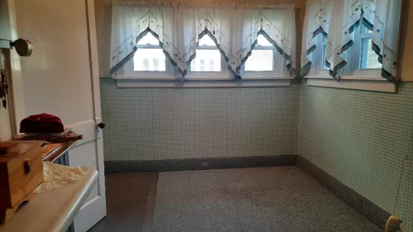 Bronson, MI 49028,204 Buchanan Street