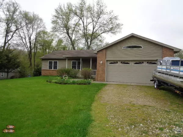 2846 Lake Avenue, Osseo, MI 49266