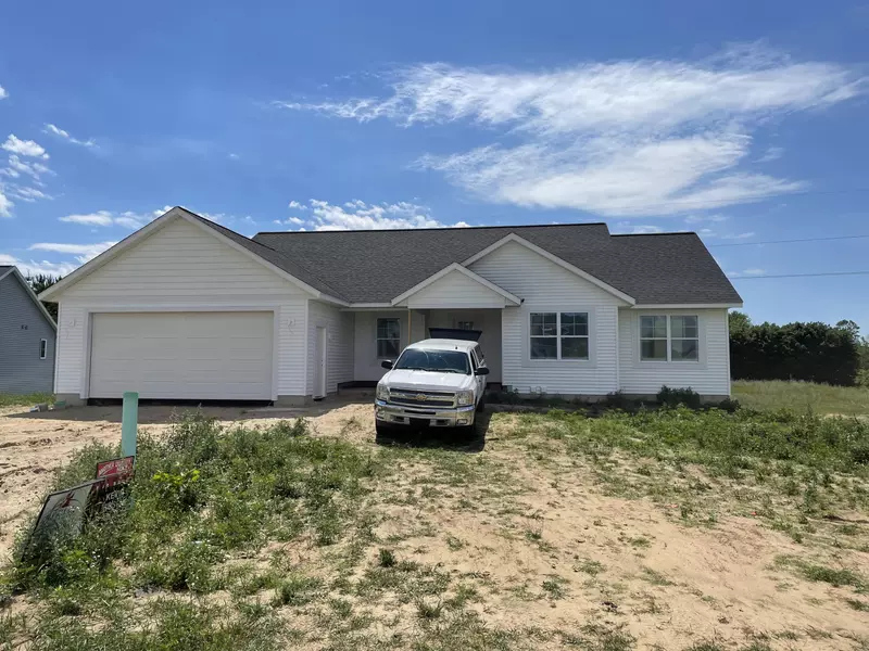 9413 Jack Pine Drive, West Olive, MI 49460