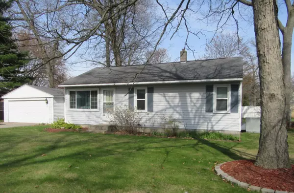 1136 Holiday Street, Muskegon, MI 49442