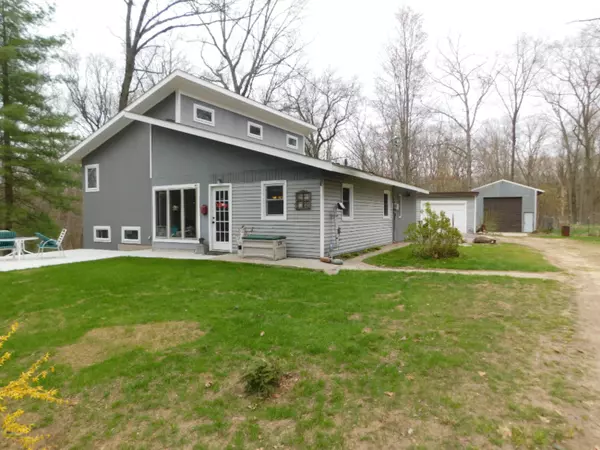 2490 S Parsons Avenue, Fremont, MI 49412